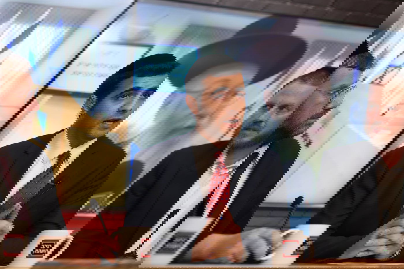 תיעוד ענק: כך נראה משדר ערב הבחירות ב'אולפן כיכר'