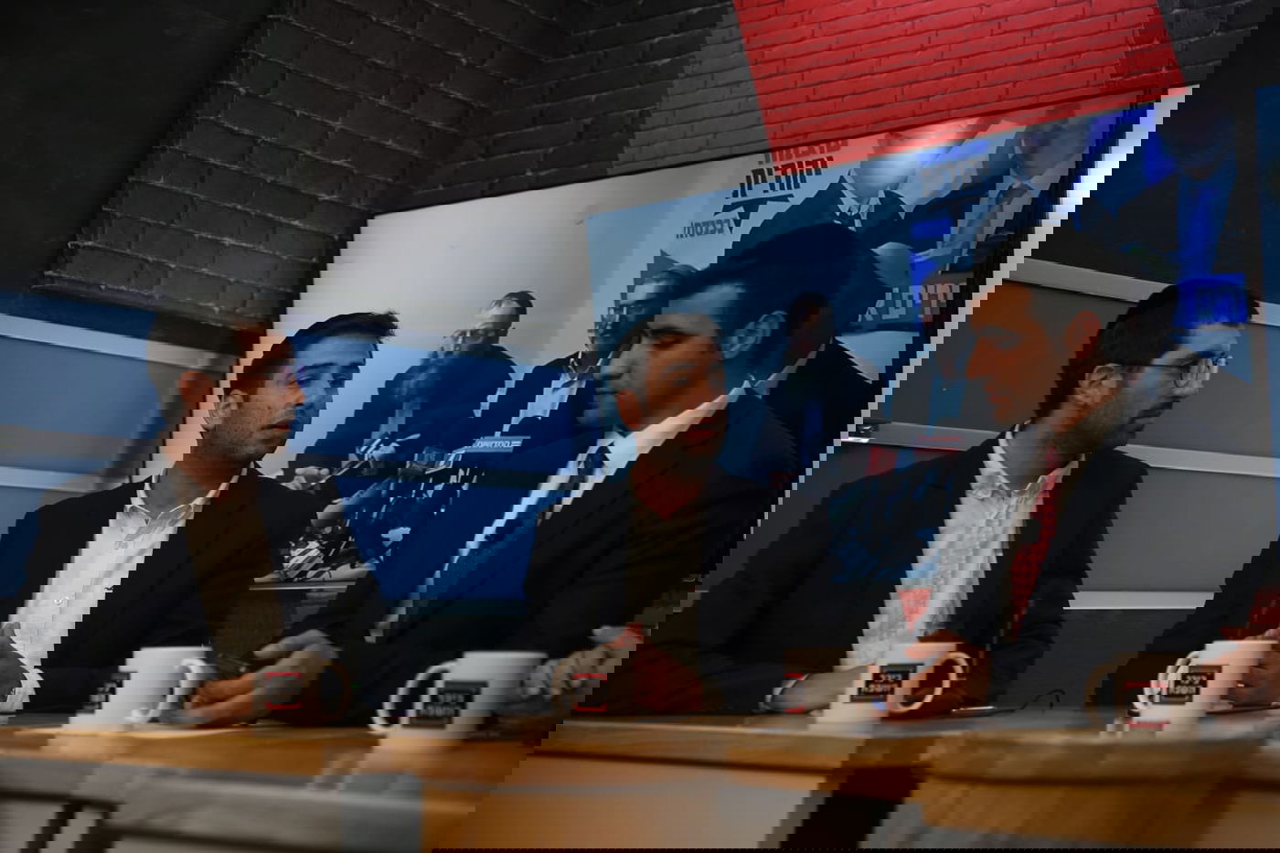 תיעוד ענק: כך נראה משדר ערב הבחירות ב'אולפן כיכר'