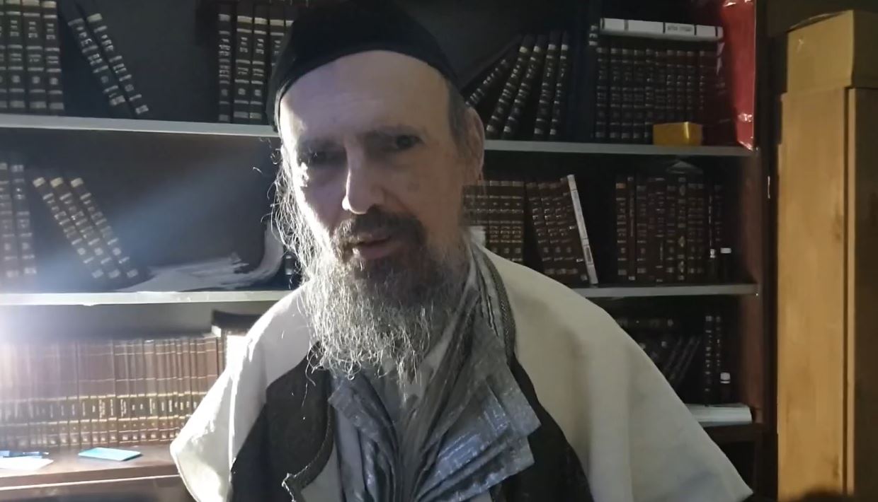 הגר"ד קוק: "מי שלא מצביע עובר בלאו דאורייתא" • צפו