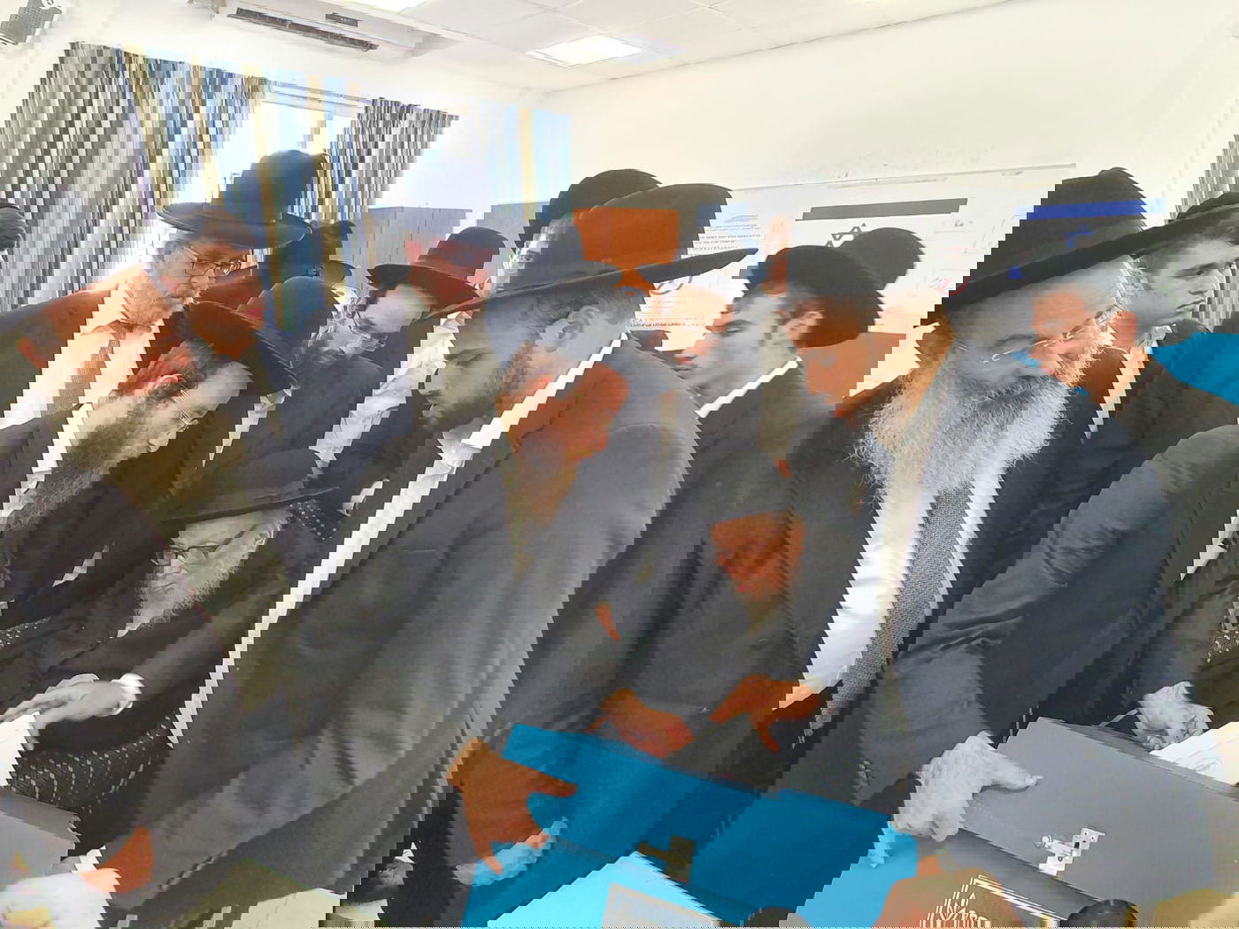 63.7% מהישראלים הצביעו; 2.4% יותר מבחירות קודמות