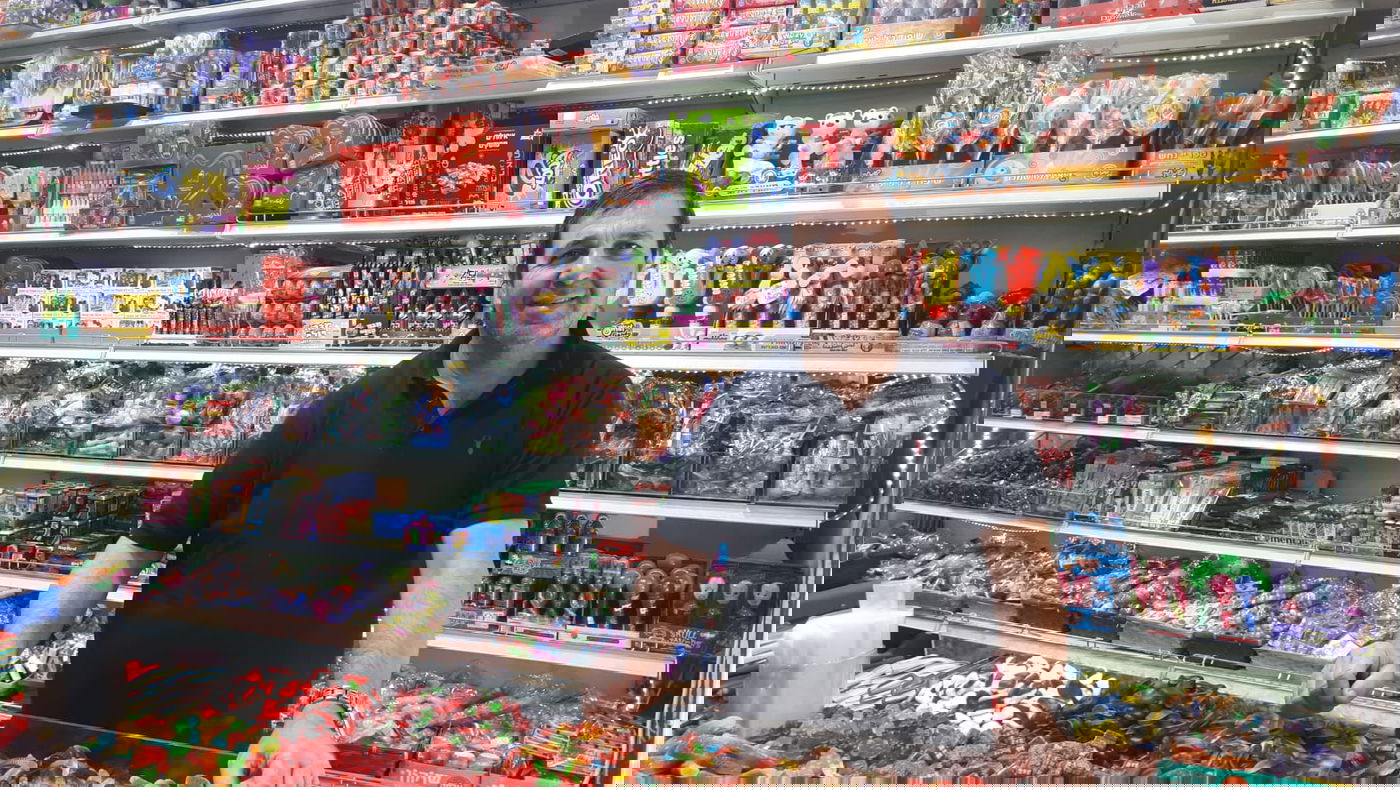 אלבז, מהקיוסק