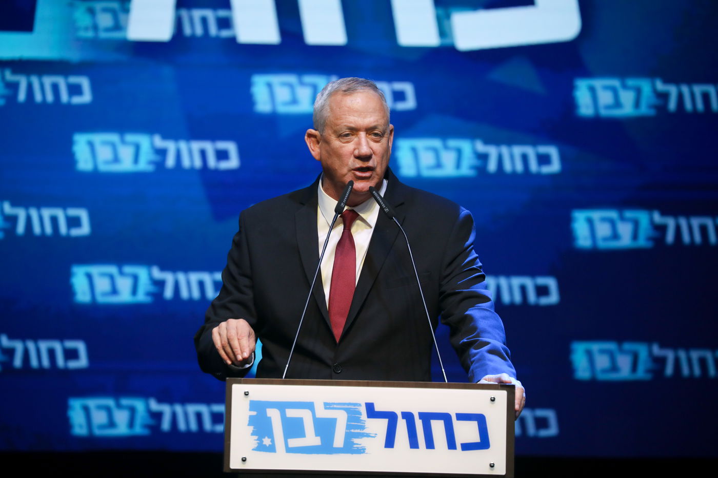 בני גנץ מגלה: "כבר דיברתי עם פרץ והורביץ"