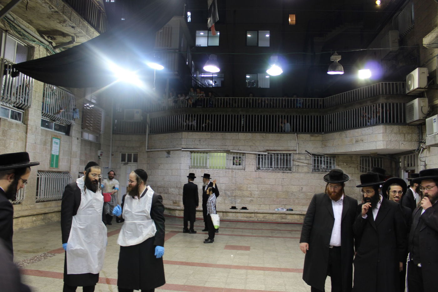 בפינסק קרלין שחטו כבש לקראת ראש השנה