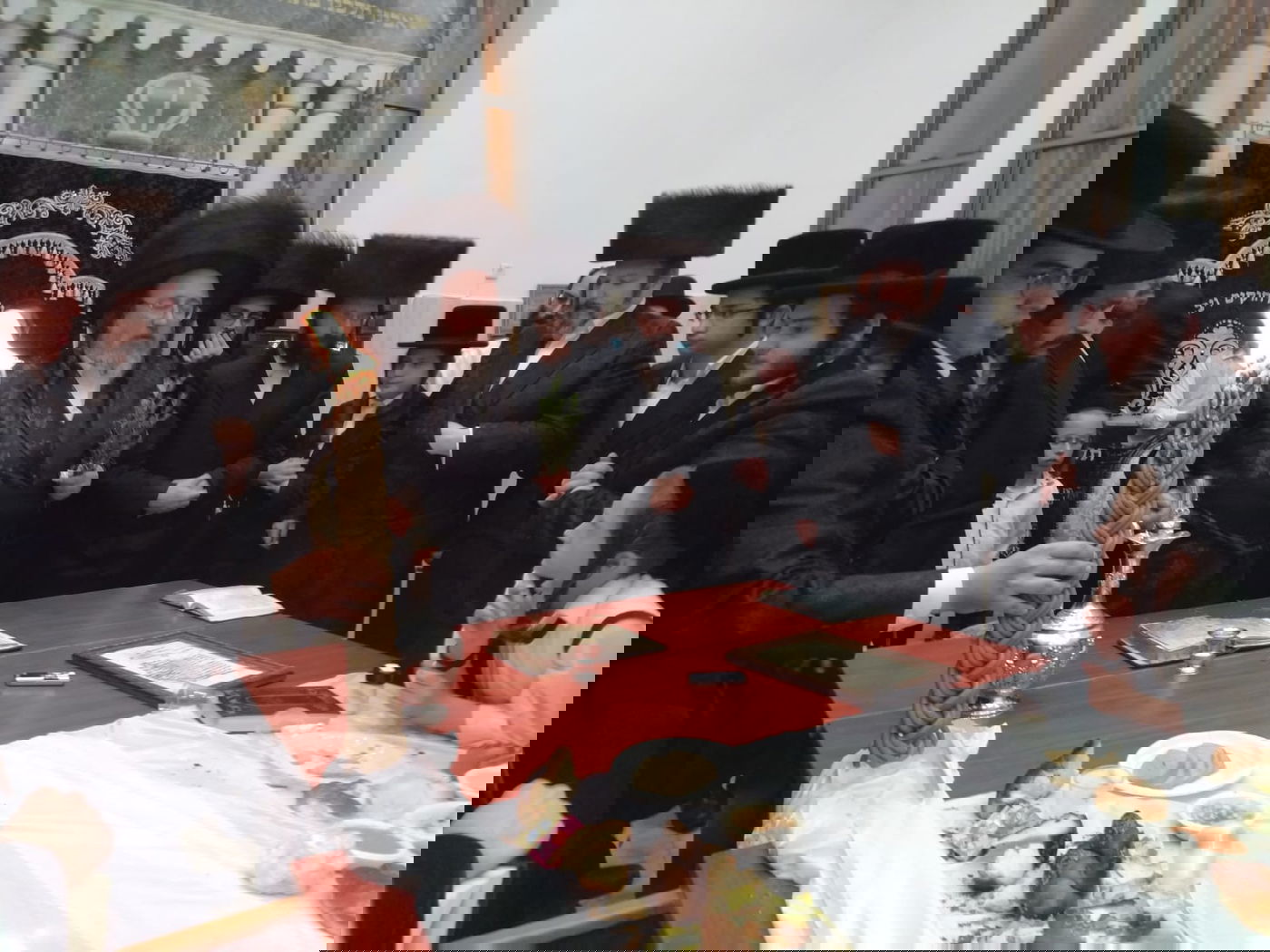 האדמו"ר מביאלה ב"ב בסעודה שלישית ו'הבדלה'