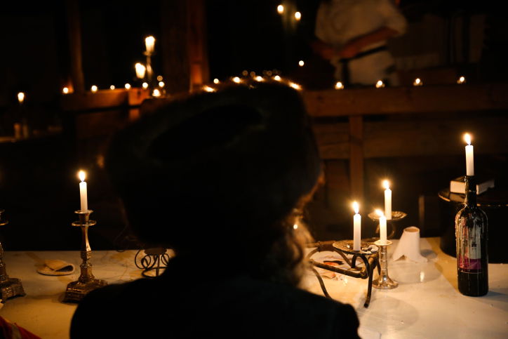 לאור הנר, עם גיטרות: אמירת הסליחות ביישוב כדיתה