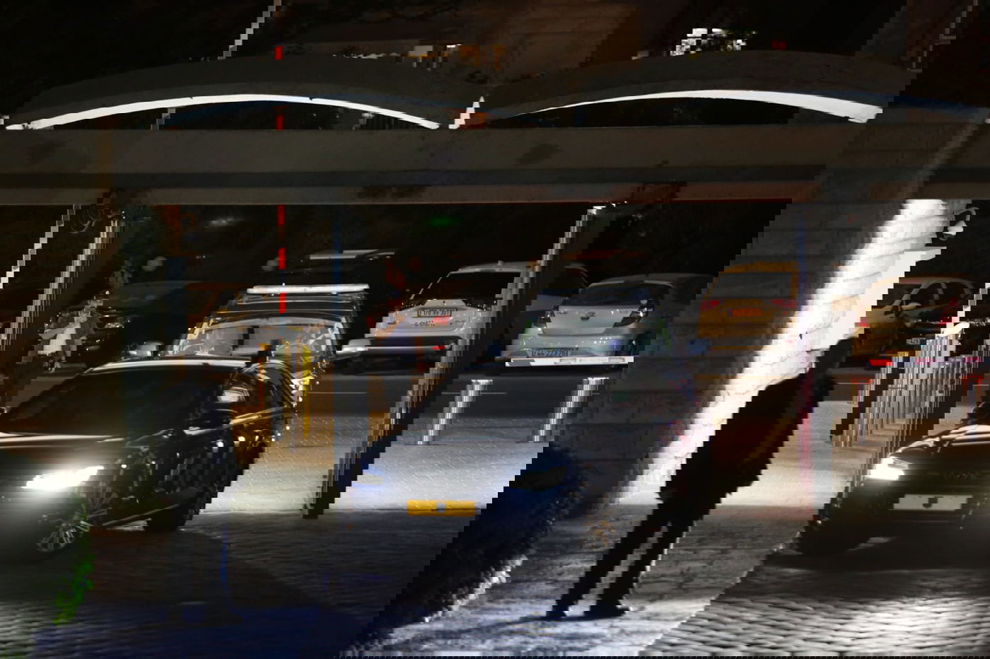 נתניהו וגנץ מגיעים לבית הנשיא