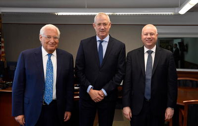 ג'ייסון גרינבלט נפגש עם בני גנץ: "שיחה מעמיקה"