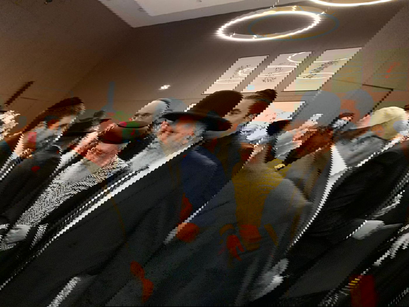 הראשל"צ הגר"י יוסף בצרפת: "זה הזמן לאחדות"