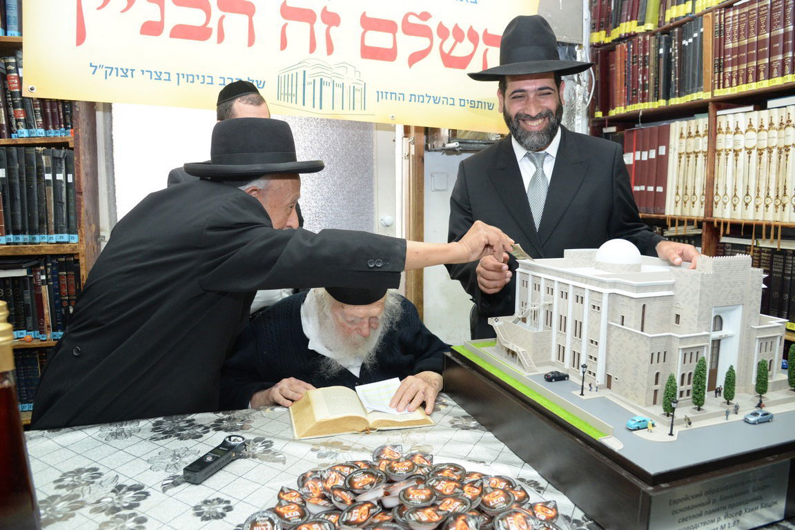 "הכותל הדרומי" מבאר שבע על שולחנם של גדולי ישראל