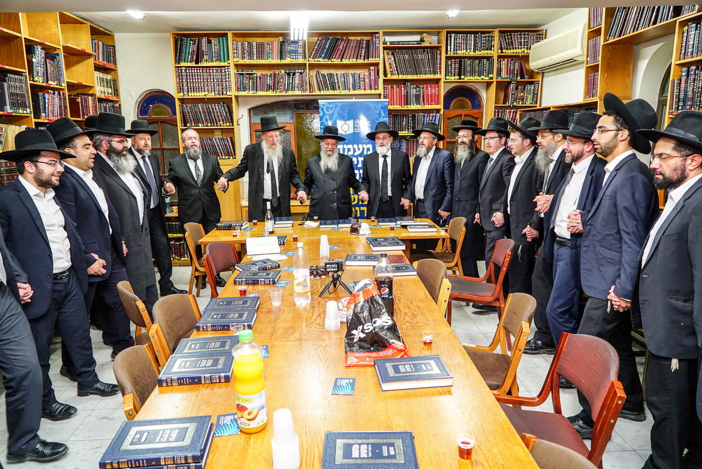 רבבות החלו ללמוד היום את חלק ה' ב'משנה ברורה'