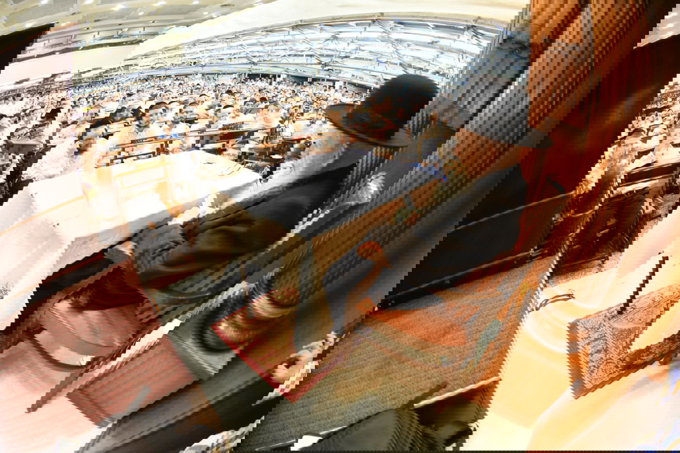 ערב יום הדין: אלפים הגיעו לשמוע את ראש הישיבה הגרי"ג אדלשטיין • תיעוד