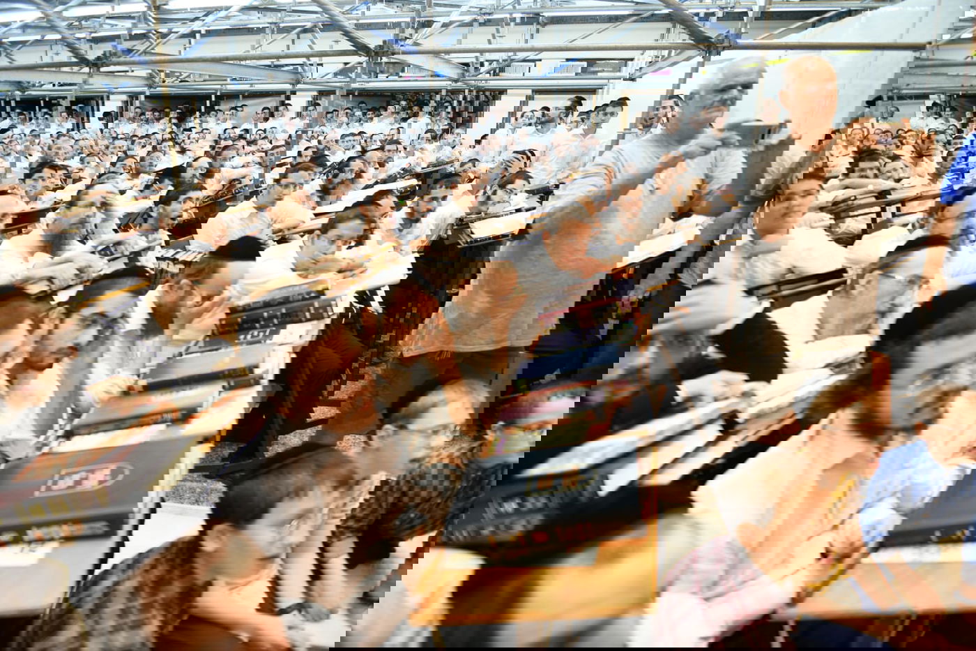 ערב יום הדין: אלפים הגיעו לשמוע את ראש הישיבה הגרי"ג אדלשטיין • תיעוד