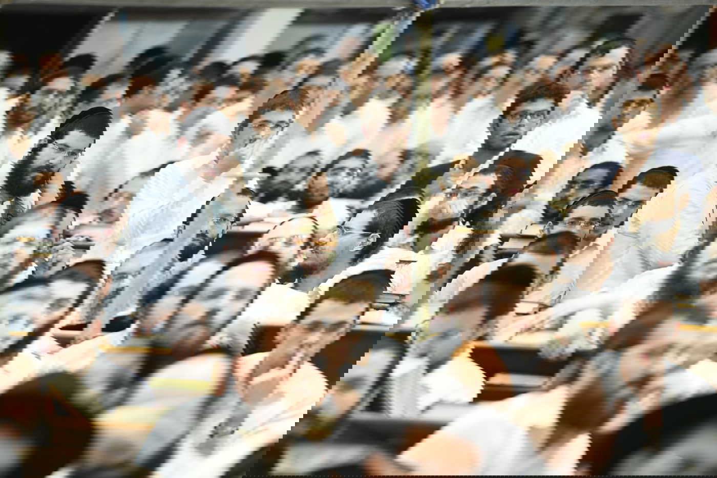 ערב יום הדין: אלפים הגיעו לשמוע את ראש הישיבה הגרי"ג אדלשטיין • תיעוד