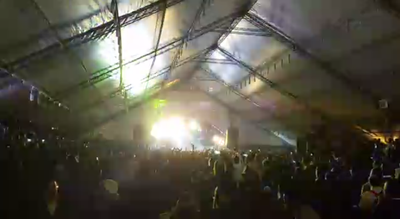 ליפא מקפיץ באוהל של שיינר באומן  • צפו