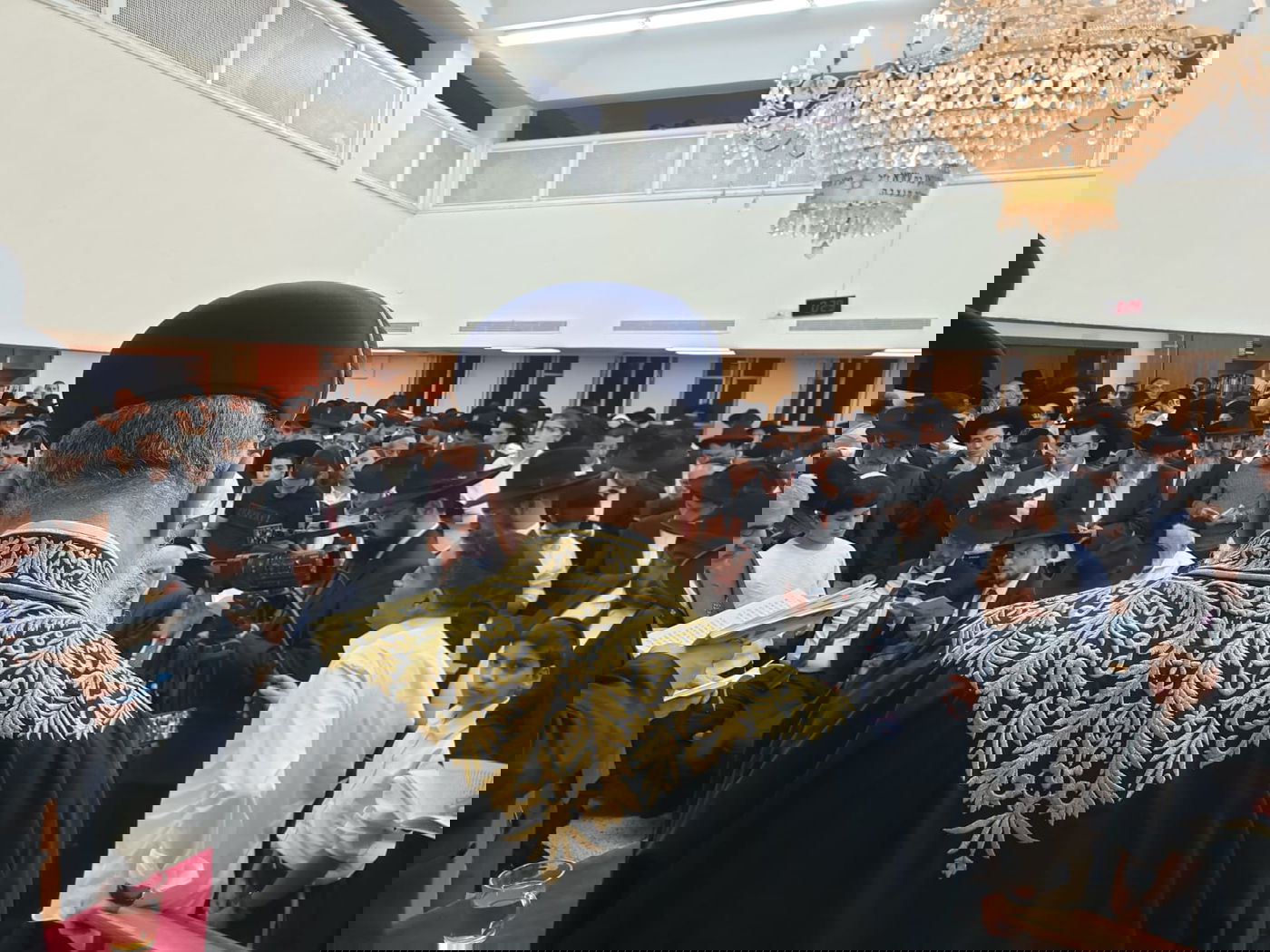 בחצות לילה: סליחות והתרת נדרים ב'יזדים'