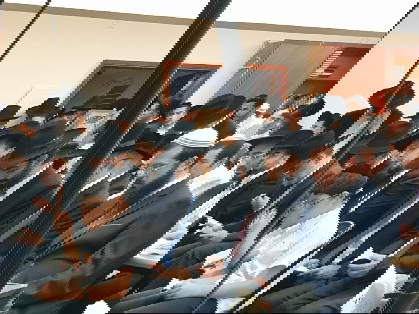 בחצות לילה: סליחות והתרת נדרים ב'יזדים'