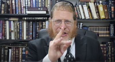 הסגולה היומית: כך נשים לא תפלנה ולדיהן • צפו