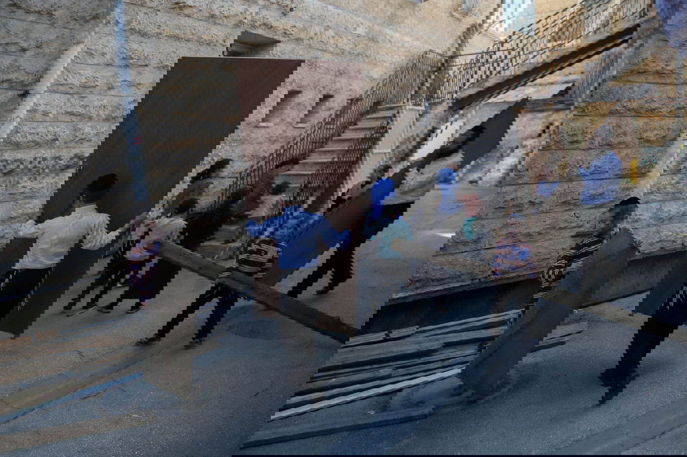 בלי בלעטל: בירושלים נערכים לחג הסוכות