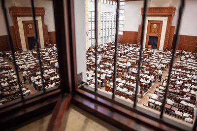 היכל ישיבת מיר ברכפלד. ארכיון