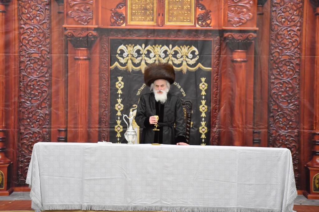 התעלות בימי ראש השנה בחצר חסידות ויז'ניץ