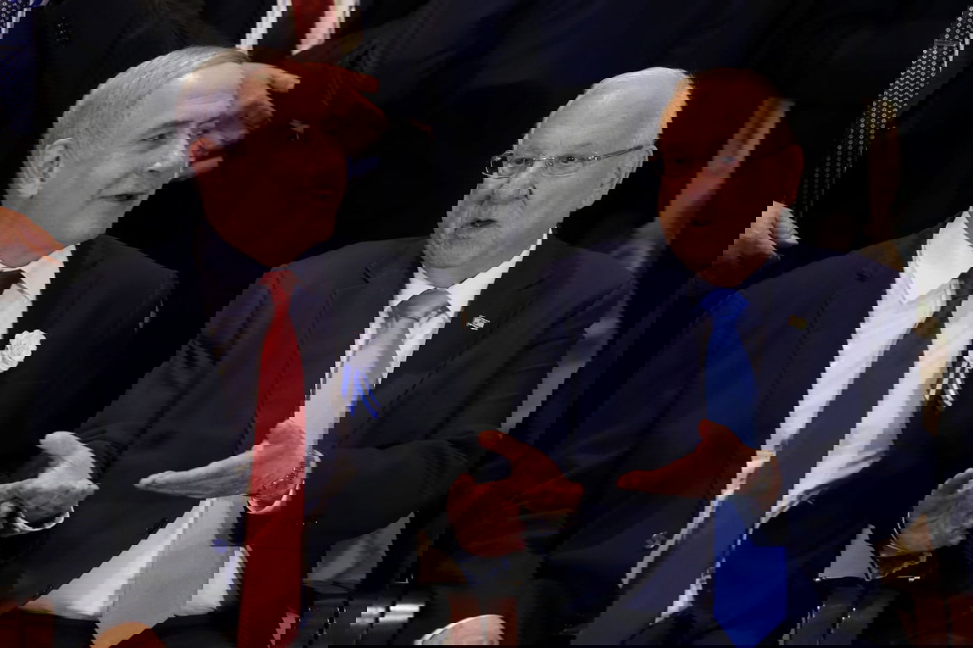 הרגעים הקטנים והגדולים מהשבעת הכנסת