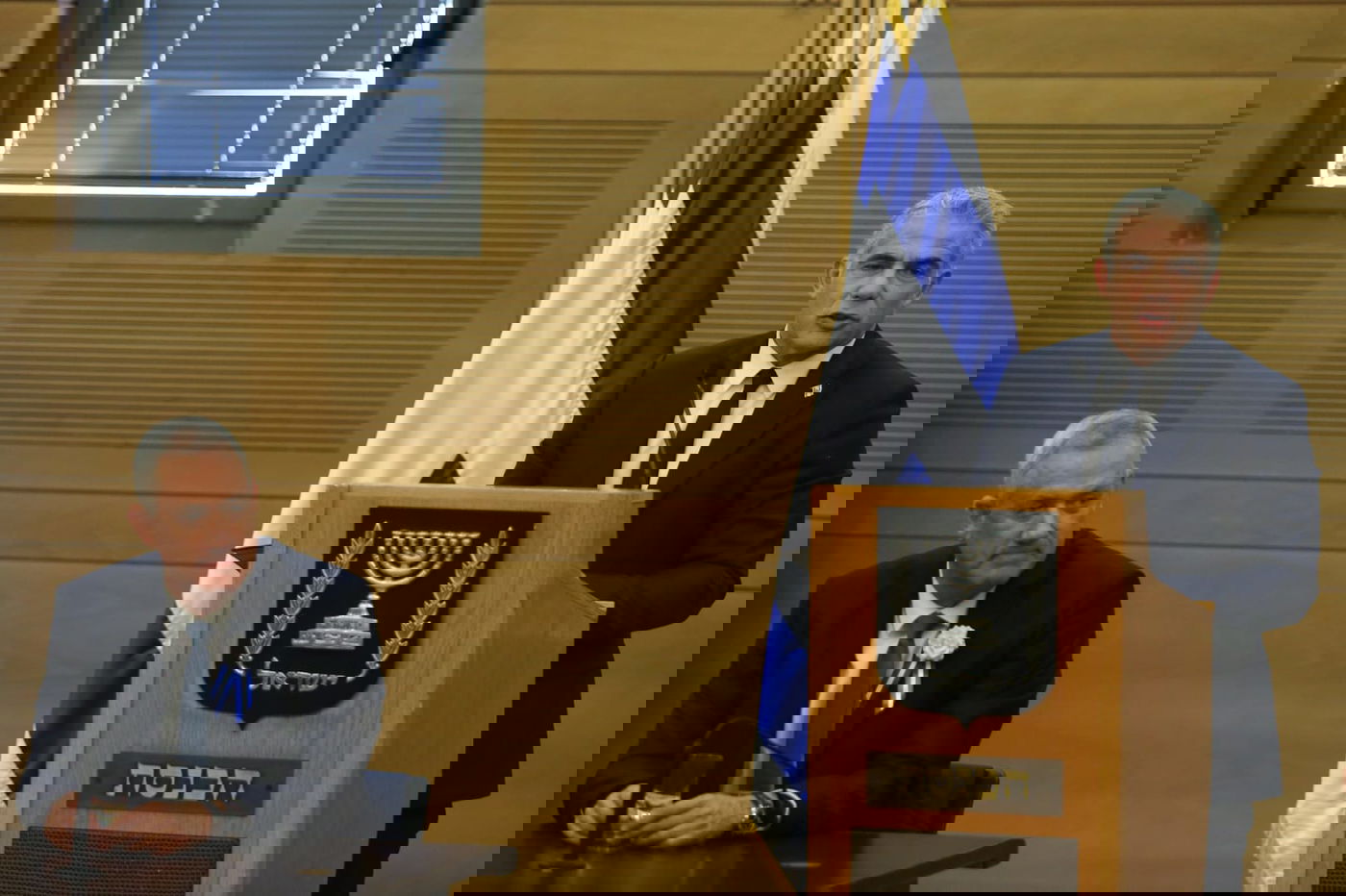 לפיד הודיע: "מוותר על הרוטציה - בשביל ממשלת אחדות"