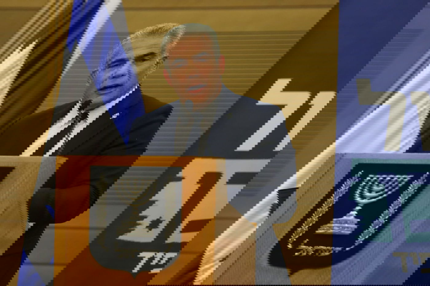 לפיד הודיע: "מוותר על הרוטציה - בשביל ממשלת אחדות"