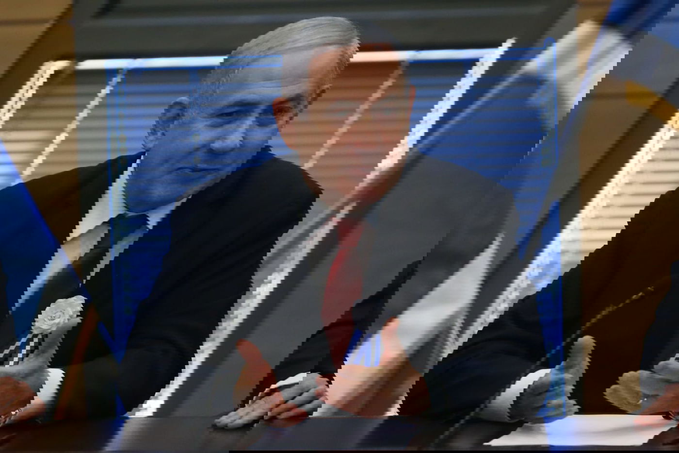 לפיד הודיע: "מוותר על הרוטציה - בשביל ממשלת אחדות"