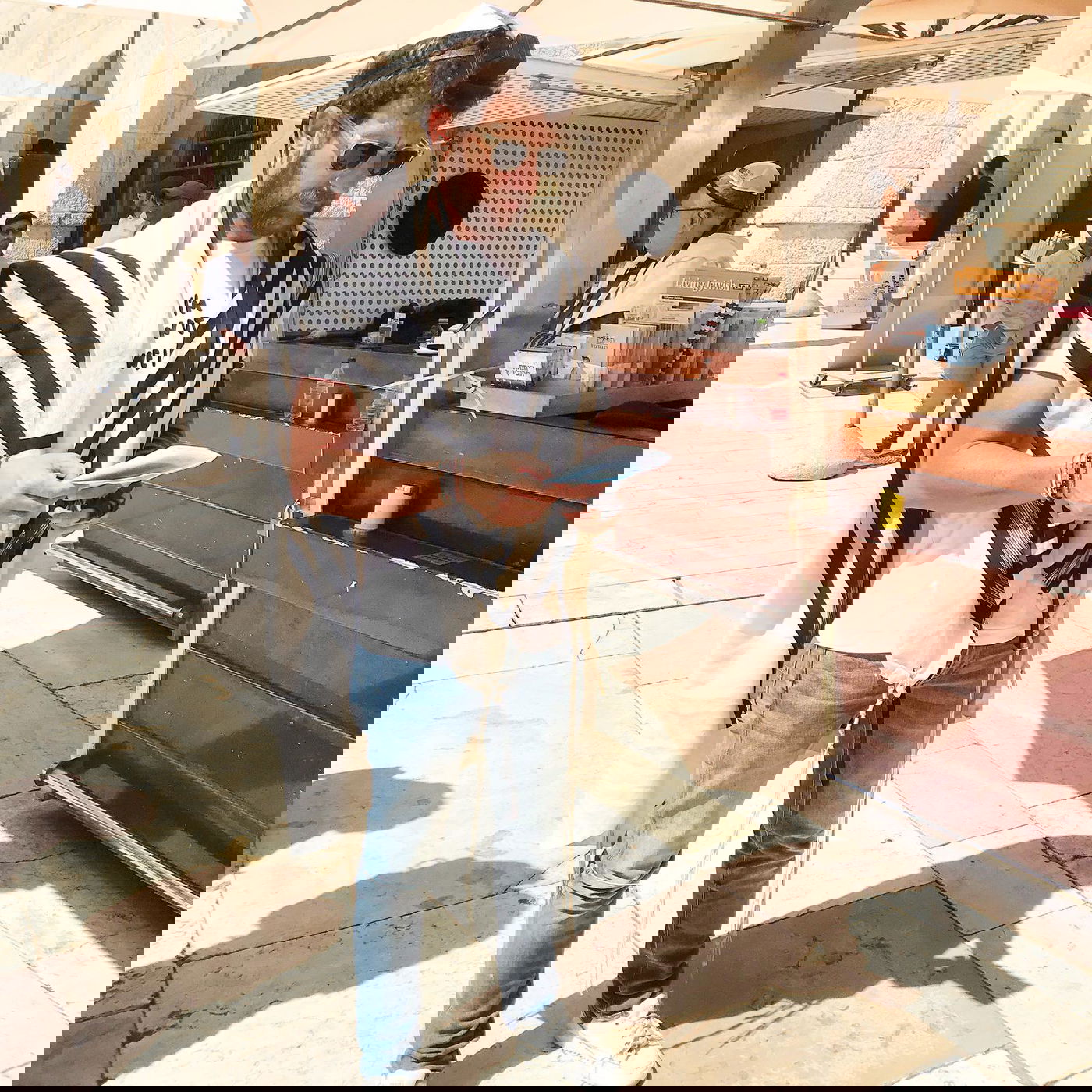 ימי התשובה: השחקן המוכר התפלל בכותל