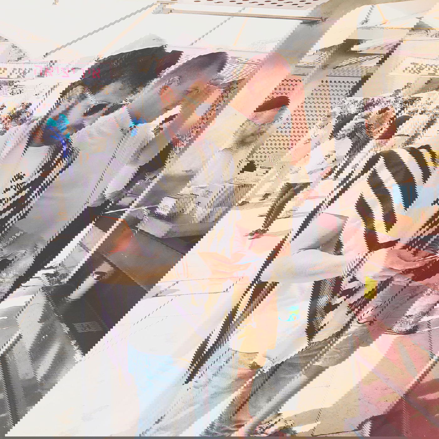 ימי התשובה: השחקן המוכר התפלל בכותל