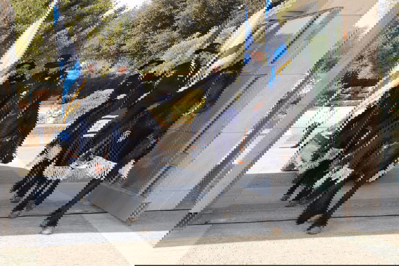 הנשיא ריבלין: "האזרחים הוציאו לכם כרטיס אדום"