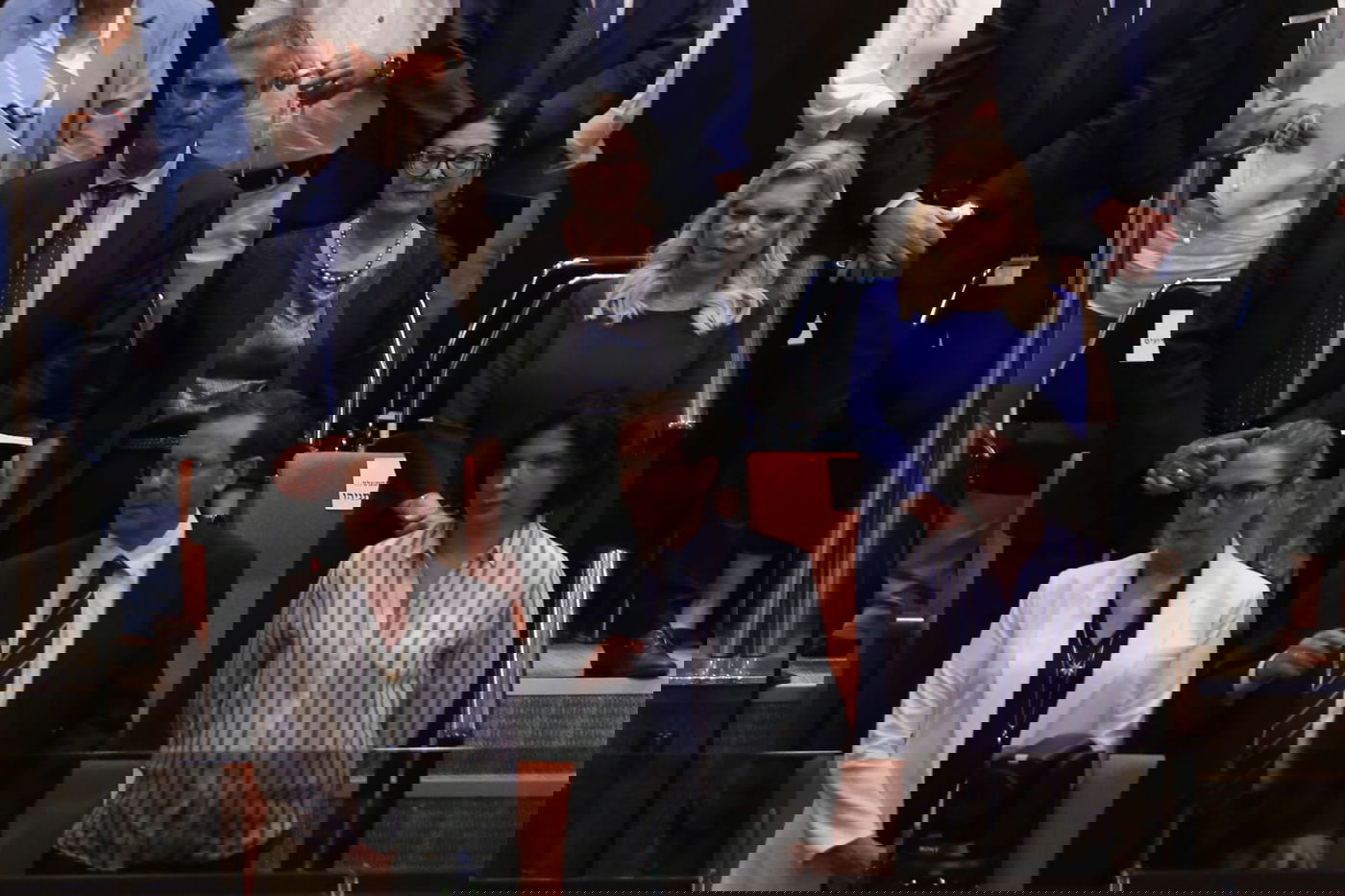 הנשיא ריבלין: "האזרחים הוציאו לכם כרטיס אדום"