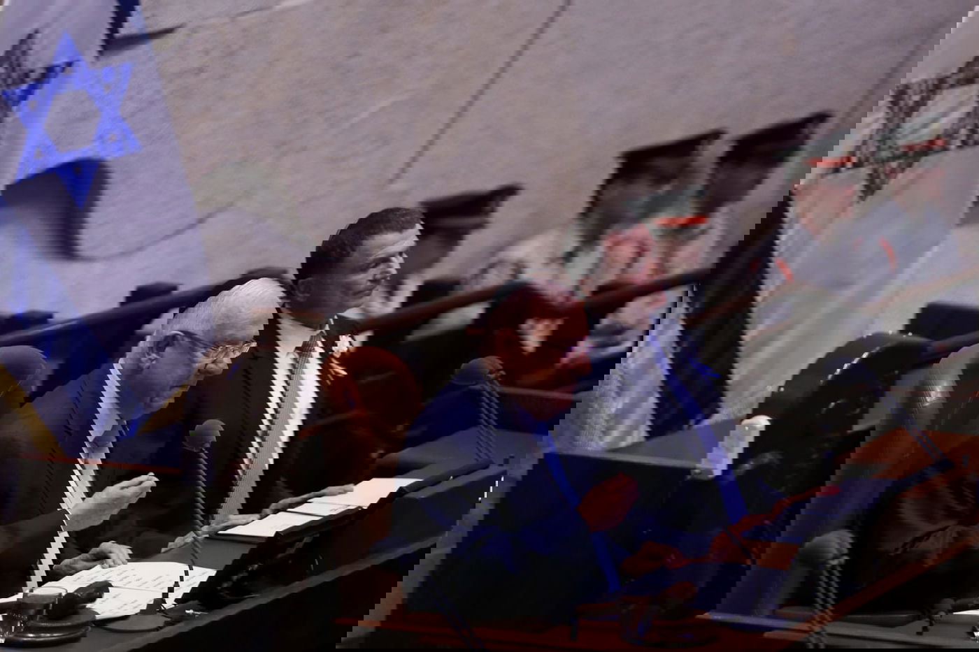 הנשיא ריבלין: "האזרחים הוציאו לכם כרטיס אדום"