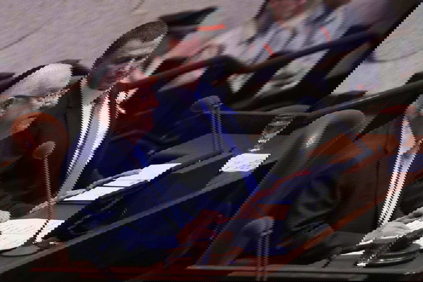 הנשיא ריבלין: "האזרחים הוציאו לכם כרטיס אדום"