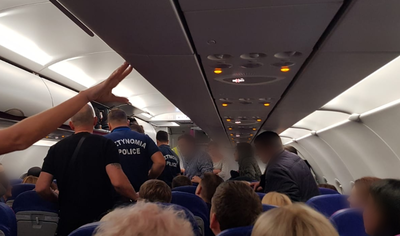 חרדי עישן בטיסה מקייב לקפריסין ונעצר