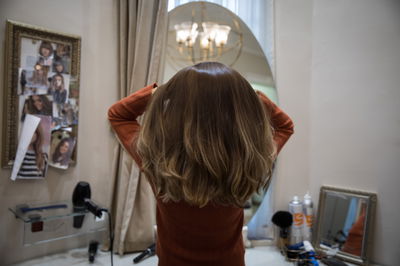 צפו: משך לאישה חסידית את הפאה - ונמלט