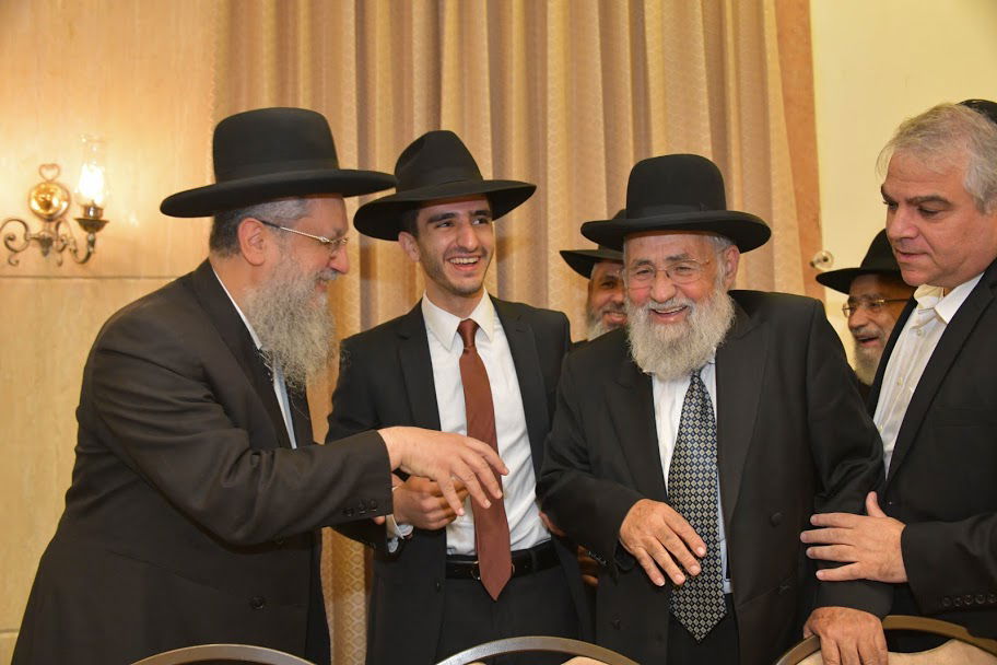 צפו בתיעוד: בעל ה'הלכה ברורה' הגר"ד יוסף אירס בנו