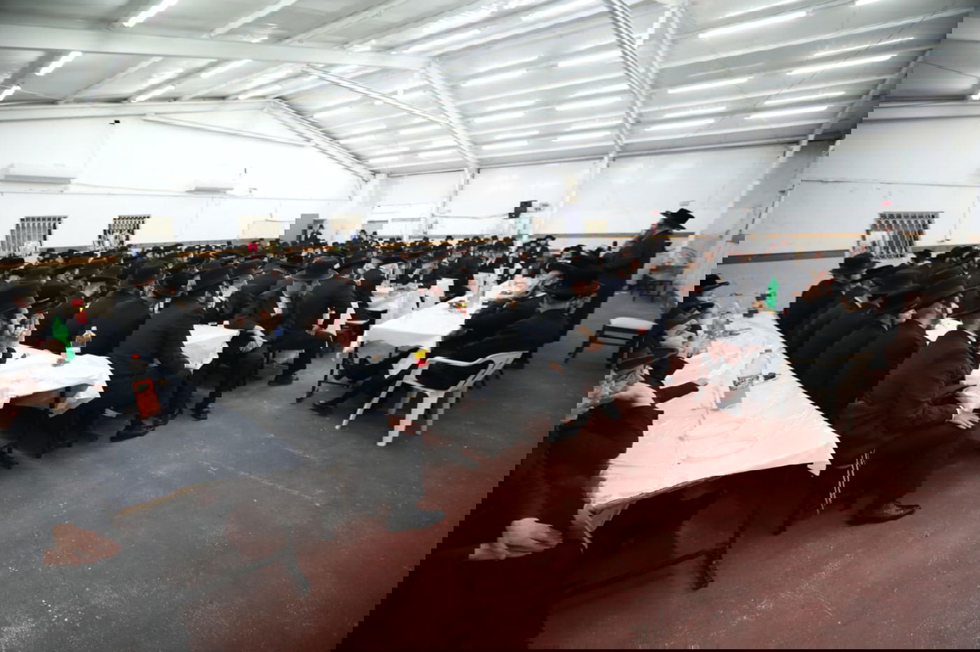 ראש ישיבת סאטמר  באמירת סליחות במירון