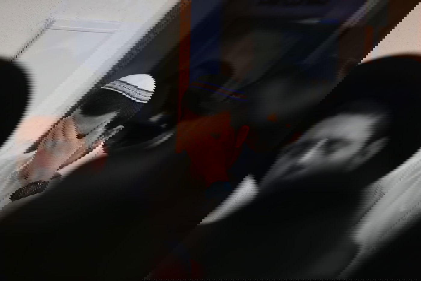 שבת שובה: הגרב"מ אזרחי ב'שיעור השבועי' ומעמד הסליחות ב'יזדים'