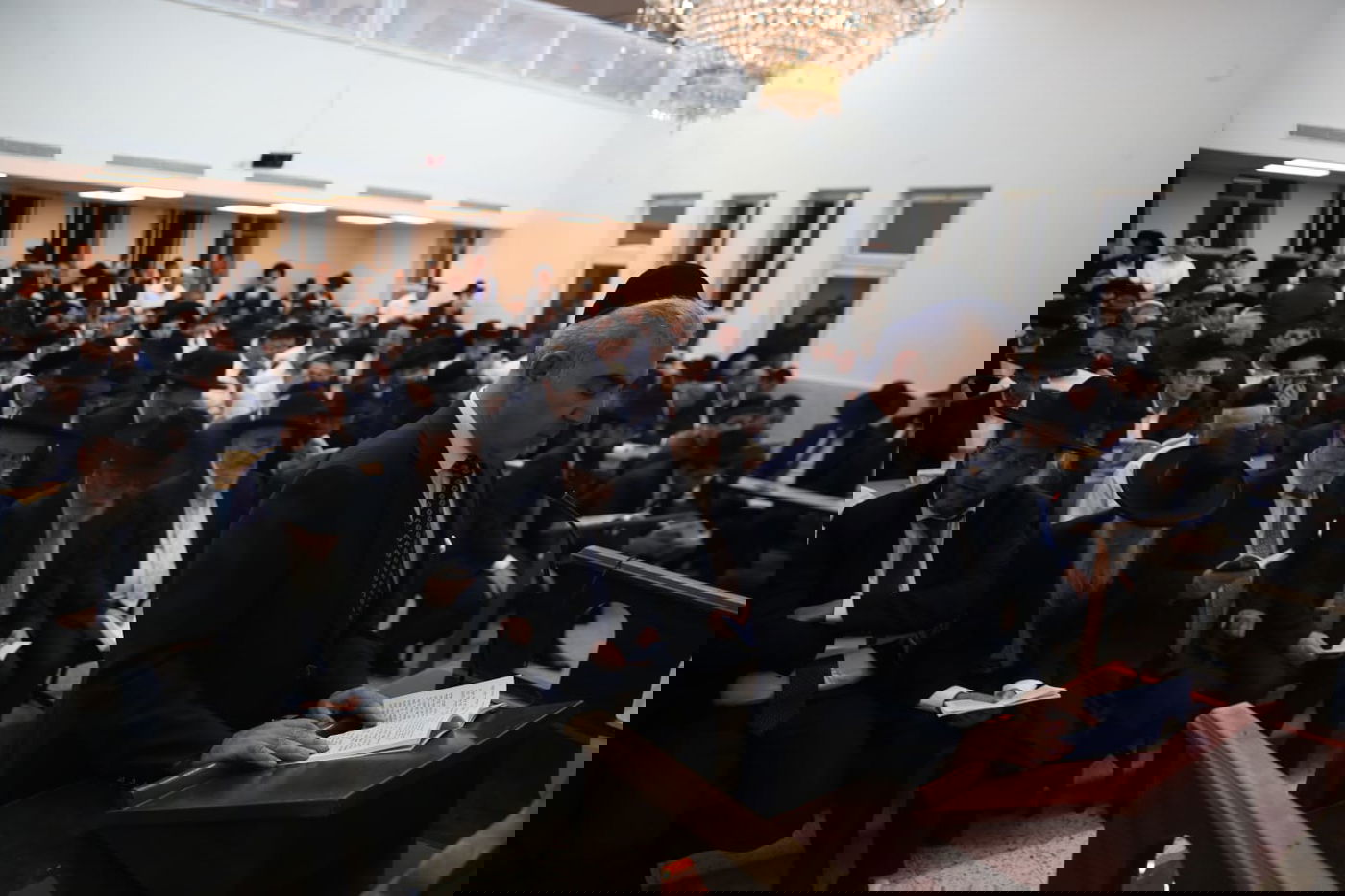 שבת שובה: הגרב"מ אזרחי ב'שיעור השבועי' ומעמד הסליחות ב'יזדים'