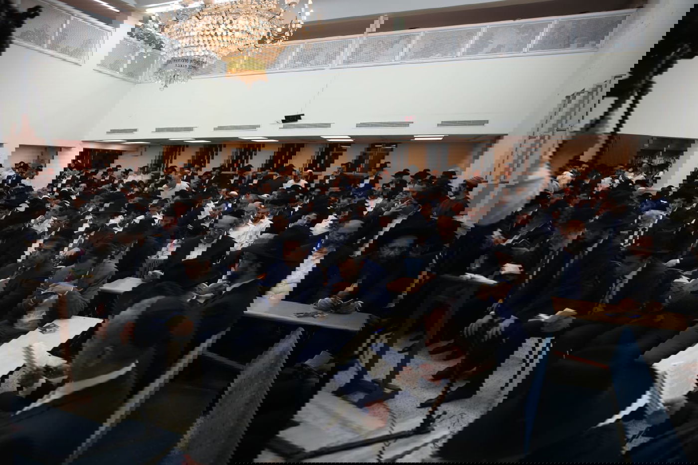 שבת שובה: הגרב"מ אזרחי ב'שיעור השבועי' ומעמד הסליחות ב'יזדים'