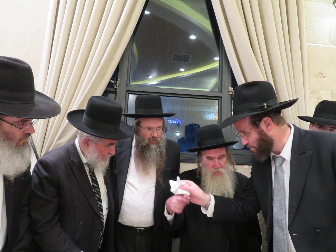 הגר"מ גרוס בתנאים