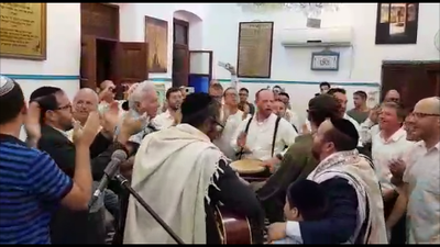 סליחות מוזיקליות בבית הכנסת העתיק • צפו