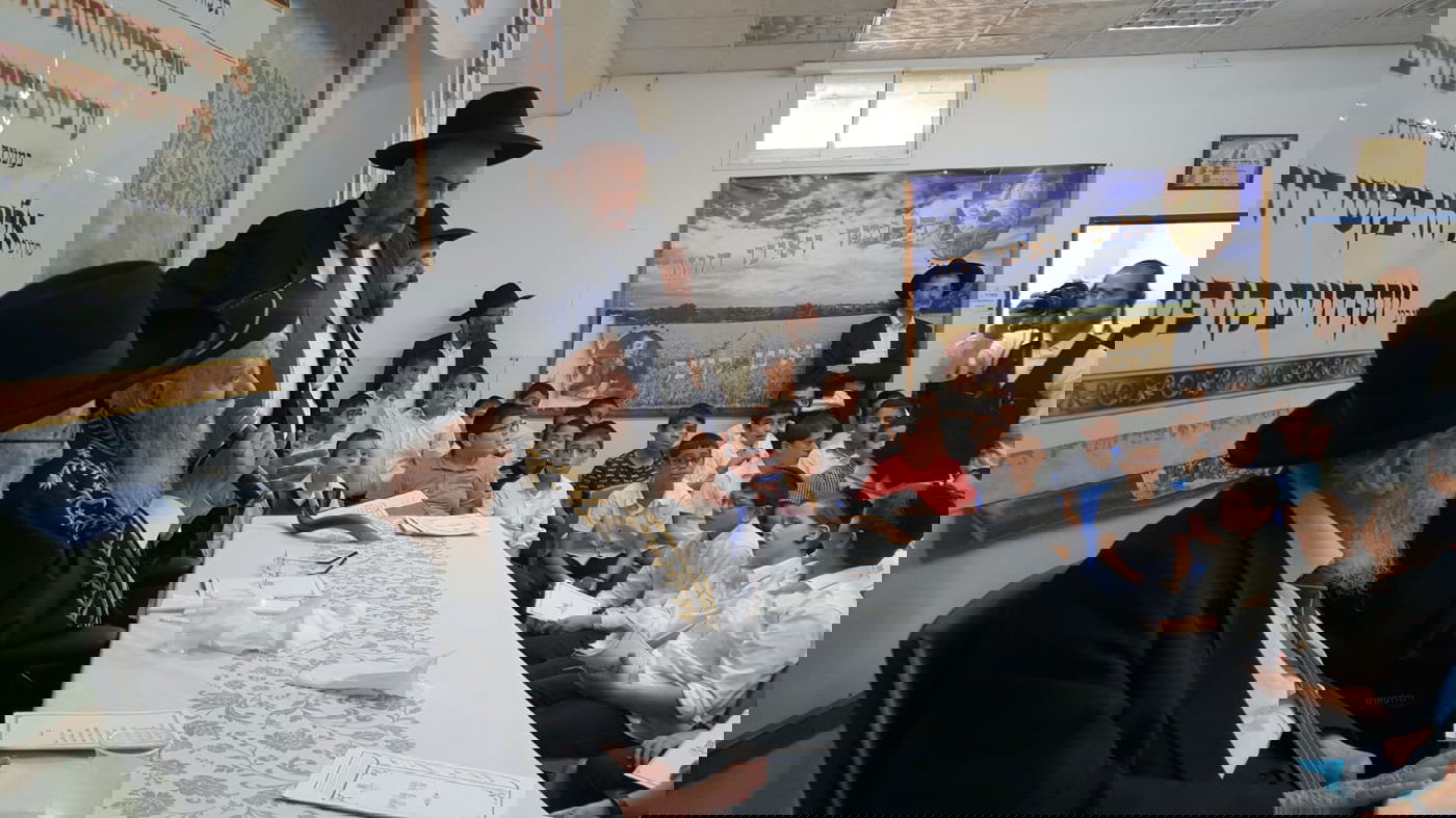 זקן הראשונים לציון בסליחות עם ילדי תשב"ר