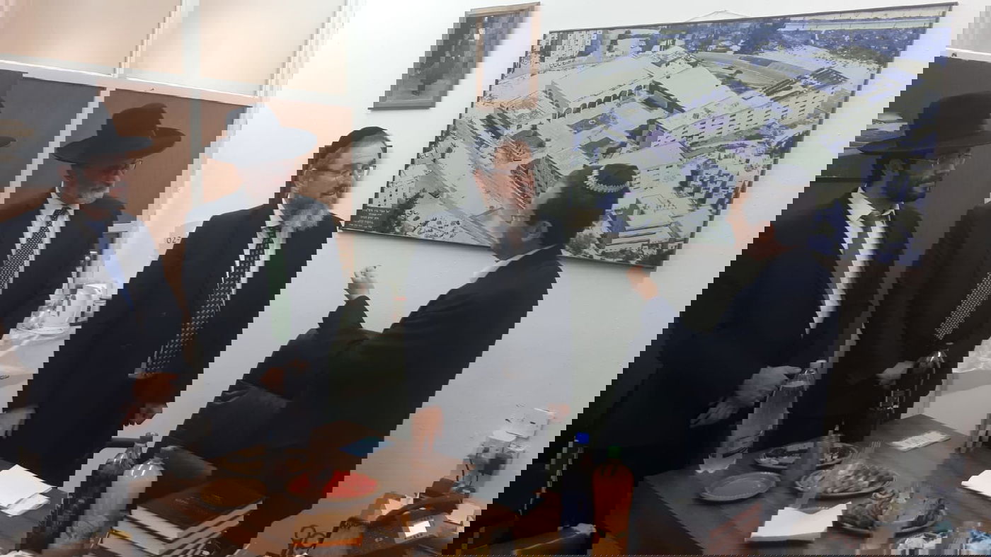 ראשי ישיבת חברון הודו להרצוג: "התייצב לסייע"