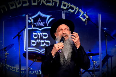 ערב יום כיפור: מרדכי בן דוד בשיר חדש •  צפו