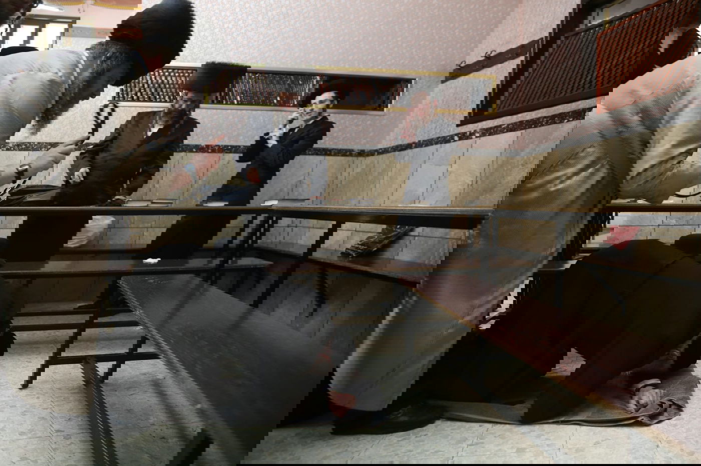 צפו: 'מלקות' אחרי מנחה של ערב יום כיפור