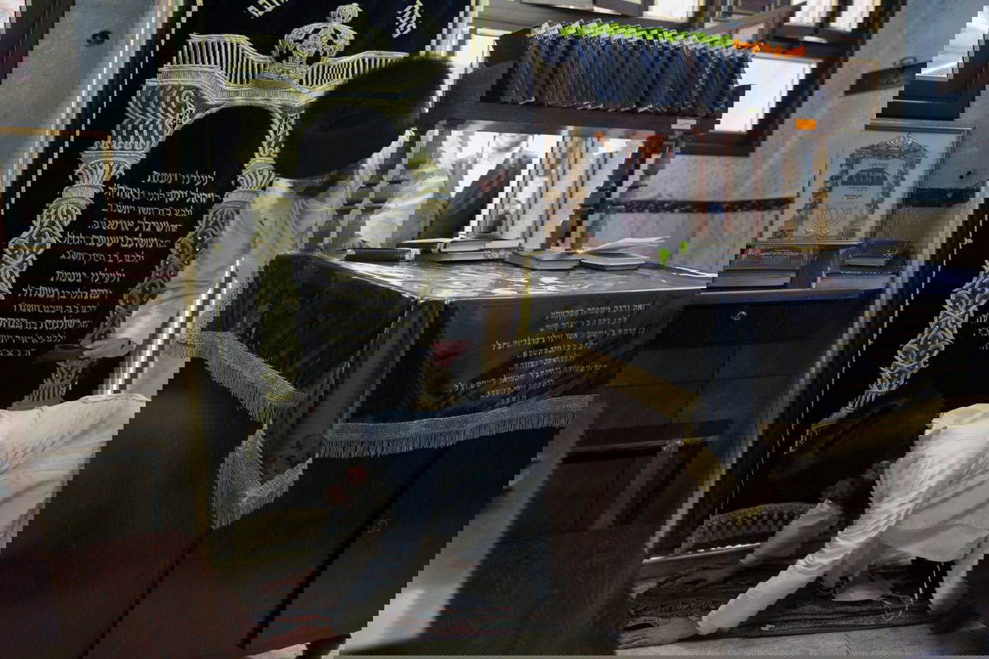 צפו: 'מלקות' אחרי מנחה של ערב יום כיפור