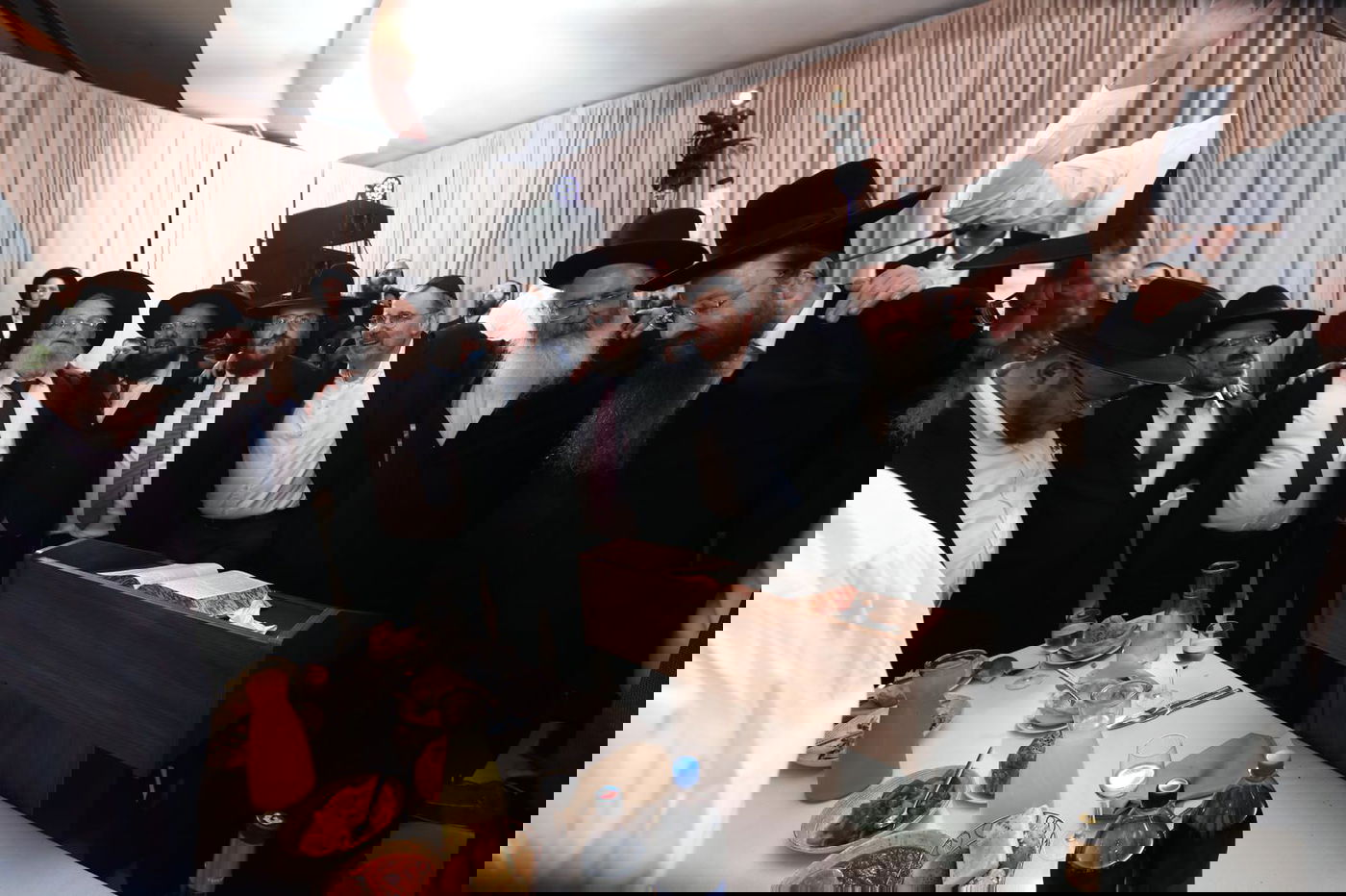 בערב כיפור: הבחורים קיבלו על עצמם לסיים את הש"ס