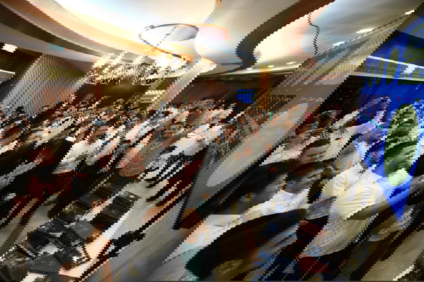 בערב כיפור: הבחורים קיבלו על עצמם לסיים את הש"ס